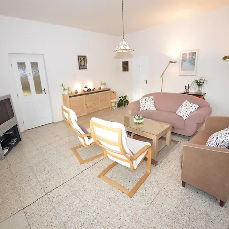 Comfortable In Near Forest Apartament *