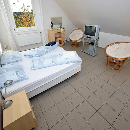 Comfortable In Near Forest Apartament Nemojov