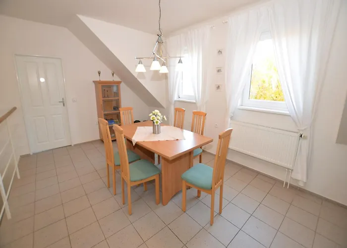 Appartement Comfortable In Near Forest