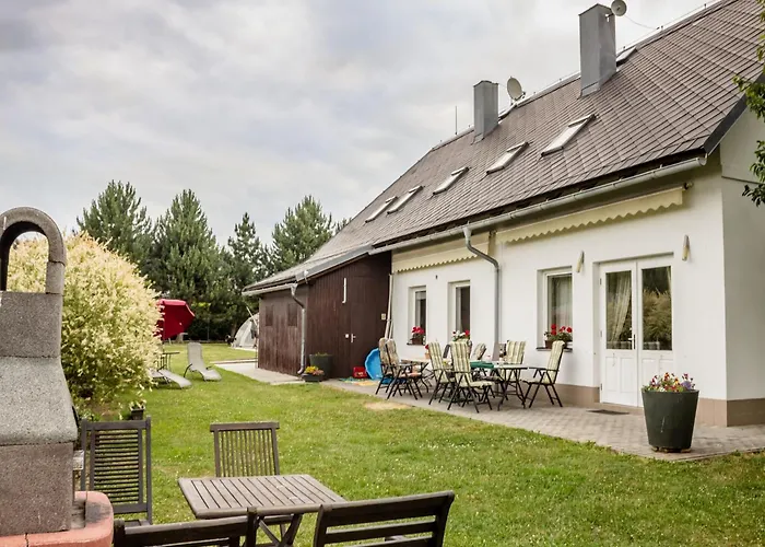 Comfortable In Near Forest Appartement Nemojov